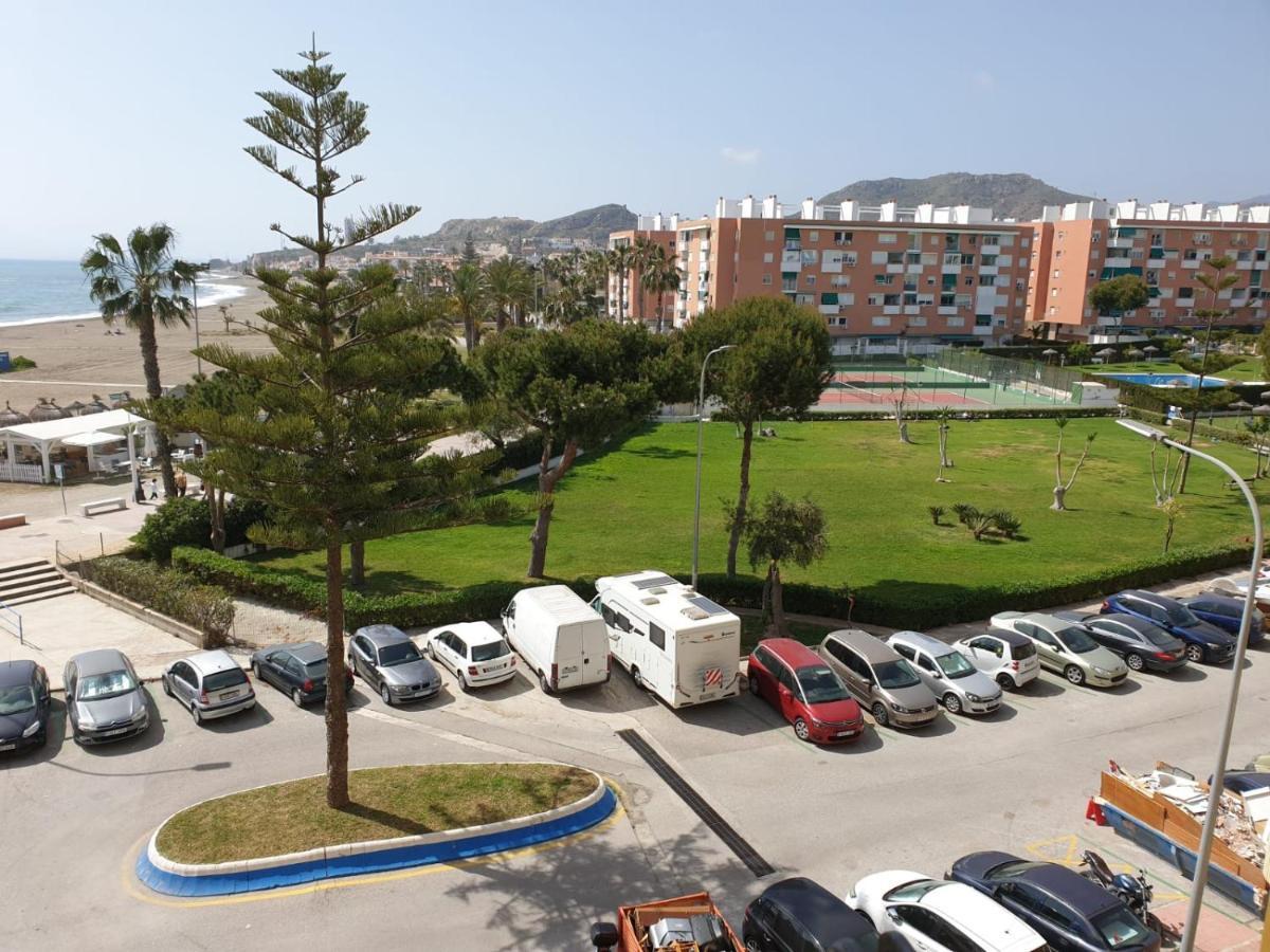 Bonito Apartamento En Primera Linea De Playa La Cala Del Moral Exterior photo