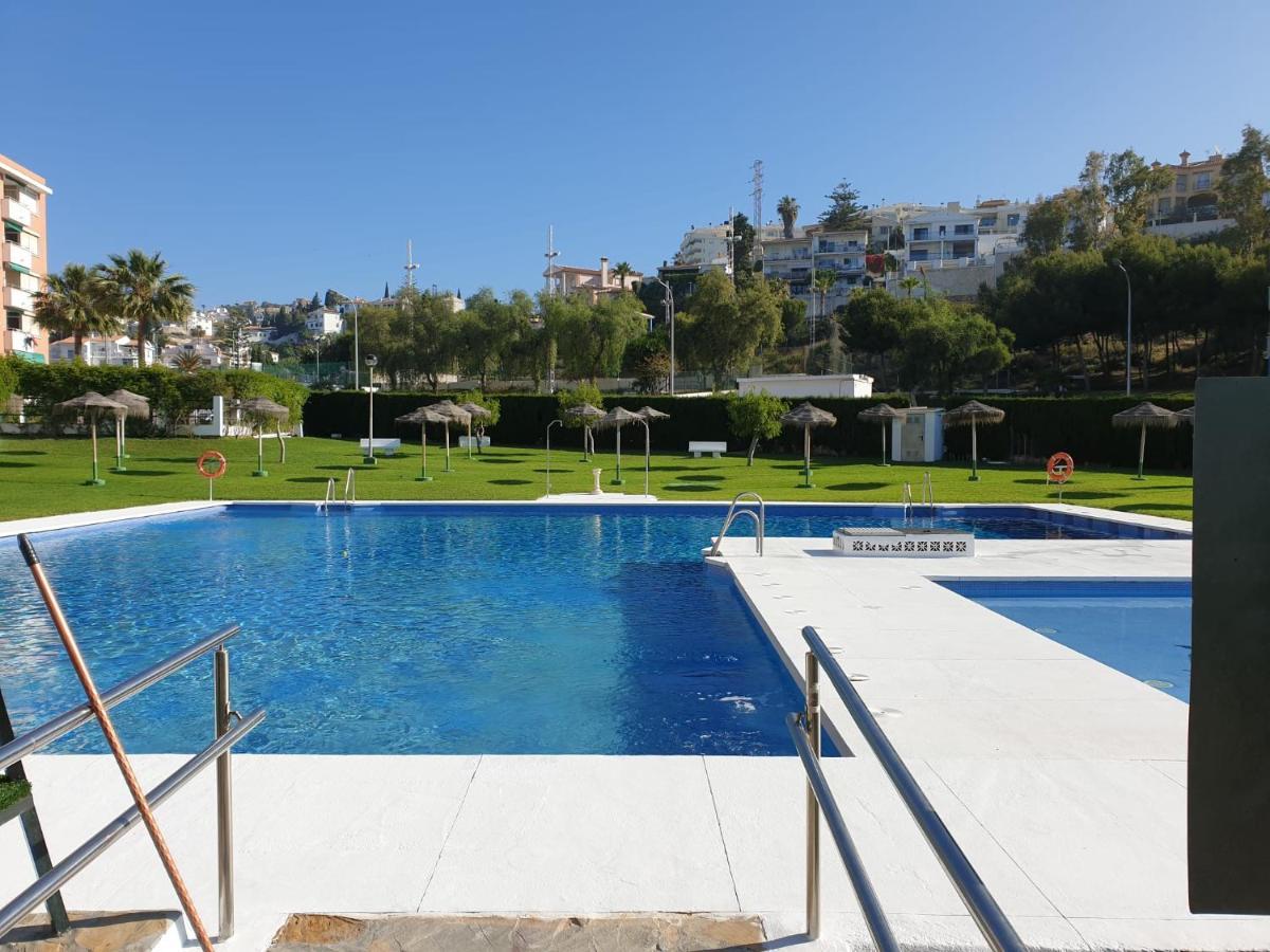 Bonito Apartamento En Primera Linea De Playa La Cala Del Moral Exterior photo